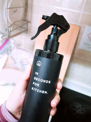 PEACE MOMENT 피스모먼트 인세컨즈포키친 320mL 천연살균소독제 — 5점을 준 리뷰어가 2018년 10월 올린 사용 사진