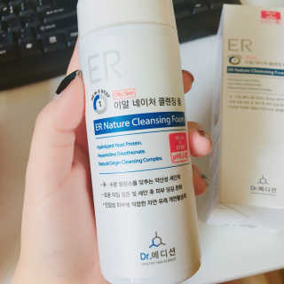 Dr.메디션 ER 네이처 클렌징폼- 오일리스킨용 — 4.33점을 준 리뷰어가 2018년 7월 올린 사용 사진