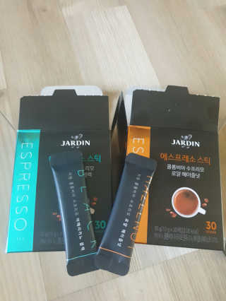 (주)쟈뎅 쟈뎅 에스프레소 스틱 [블랙+헤이즐넛 set] — 5점을 준 리뷰어가 2020년 3월 올린 사용 사진