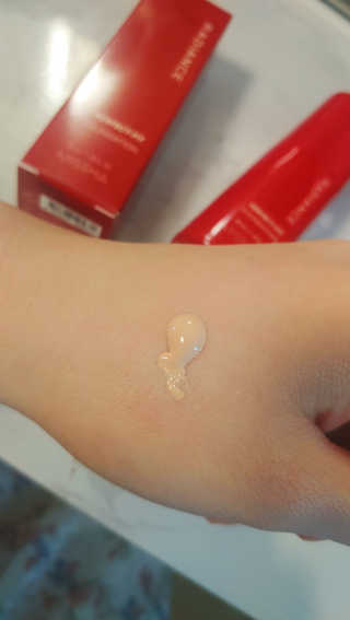 미샤 래디언스 퍼펙트핏 파운데이션 SPF30 PA++ — 5점을 준 리뷰어가 2020년 3월 올린 사용 사진