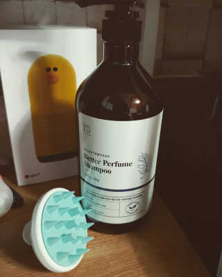 달리프 베러 퍼퓸 샴푸 1000ml 레이니데이 or 일랑로즈 — 3.25점을 준 리뷰어가 2018년 9월 올린 사용 사진