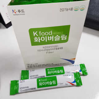 두루원 똥기사의 Kfood 화이버슬림 — 3.33점을 준 리뷰어가 2018년 7월 올린 사용 사진
