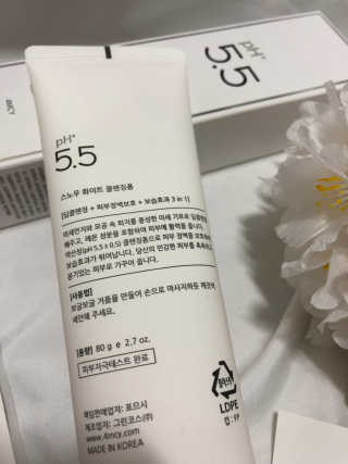 포므시 스노우화이트클렌징폼pH5.5 — 5점을 준 리뷰어가 2019년 6월 올린 사용 사진