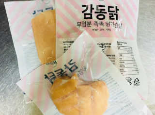원더그린 염분 무첨가 촉촉 닭가슴살 1kg — 4.33점을 준 리뷰어가 2018년 1월 올린 사용 사진