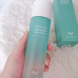 오지아이 워터 밤 모이스처 스킨 에센스 180ml — 5점을 준 리뷰어가 2020년 1월 올린 사용 사진