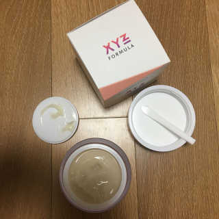XYZ FORMULA 워터폴 라인 세라크라운 메모리 크림 — 4.67점을 준 리뷰어가 2018년 2월 올린 사용 사진