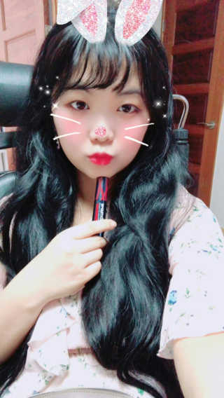 터치인솔 고 익스트림 하이 데피니션 립 락커 — 3.33점을 준 리뷰어가 2018년 8월 올린 사용 사진