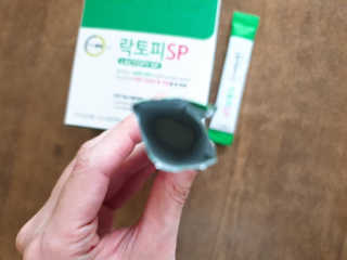 유산균하우스 [프로바이오닉]락토피SP 스틱 — 5점을 준 리뷰어가 2019년 4월 올린 사용 사진