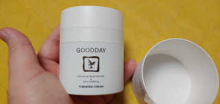 GoodDay Skincare GoodDay 강황크림 50g — 5점을 준 리뷰어가 2019년 12월 올린 사용 사진