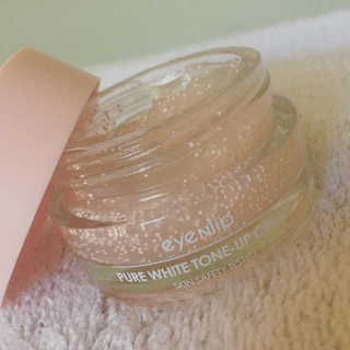 BeautyNetKorea Pure White Tone-Up Cream — 4.33점을 준 리뷰어가 2017년 9월 올린 사용 사진