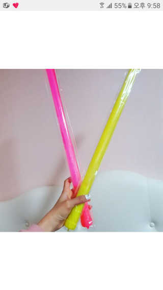 스투피드 (STUPID) 45cm LED 스틱봉 2개세트(색상랜덤) — 3점을 준 리뷰어가 2017년 5월 올린 사용 사진