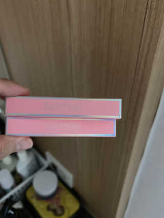 [블랙루즈] 펄블리 아이 글리터 2종 — 4점을 준 리뷰어가 2019년 1월 올린 사용 사진