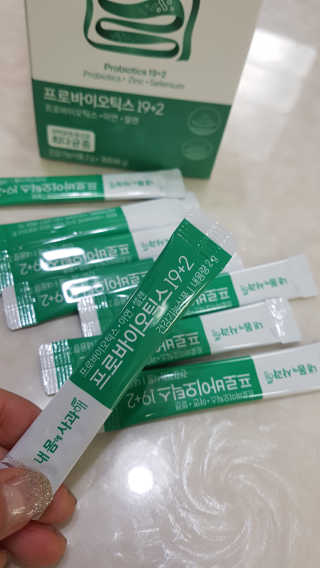 넥스트비티 내몸에사과해 프로바이오틱스 19+2 — 5점을 준 리뷰어가 2018년 12월 올린 사용 사진