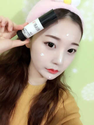딜라잇18 아이.유 화이트닝크림 — 4점을 준 리뷰어가 2017년 1월 올린 사용 사진