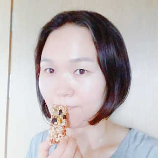 넛쯔공방 넛쯔 무설탕 수제견과류바 — 5점을 준 리뷰어가 2018년 7월 올린 사용 사진