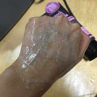 어파티 더마실드 바디워시 코튼블러썸 300ml — 5점을 준 리뷰어가 2018년 5월 올린 사용 사진