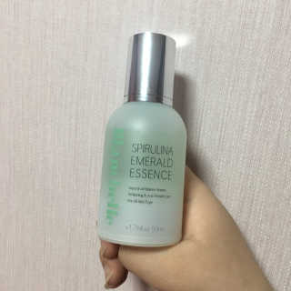 블랑벨 스피루리나 에메랄드 에센스 — 4점을 준 리뷰어가 2018년 3월 올린 사용 사진