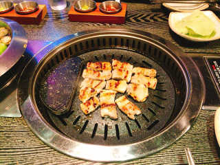 고기원칙 강서구청점 [고기원칙_강서구청점] 맛있는 삼겹살 2인set — 4.17점을 준 리뷰어가 2018년 11월 올린 사용 사진