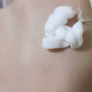 글로우힐 퓨어 필 하이드레이트 크림 — 5점을 준 리뷰어가 2018년 10월 올린 사용 사진