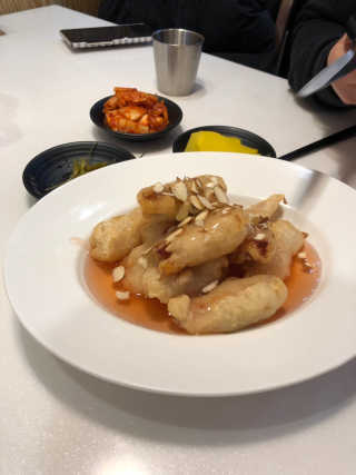 [초한지_치평동]20000원 내 음식메뉴 자유이용권 — 5점을 준 리뷰어가 2019년 2월 올린 사용 사진