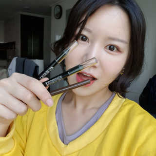 우드버리 스테이24 아이라이너 — 4점을 준 리뷰어가 2019년 4월 올린 사용 사진