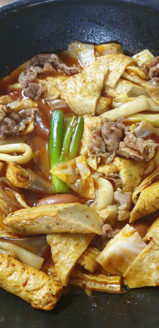 식스레시피 마라떡볶이 쿠킹박스 2인분 — 5점을 준 리뷰어가 2019년 7월 올린 사용 사진