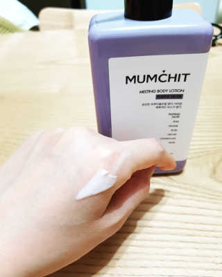 멈칫(MUMCHIT) 멜팅 바디로션 — 5점을 준 리뷰어가 2018년 12월 올린 사용 사진
