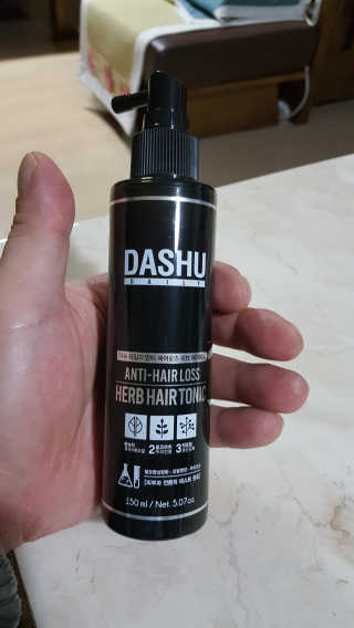 다슈코리아 다슈 데일리 안티 헤어로스 허브 헤어토닉 150ml — 5점을 준 리뷰어가 2019년 10월 올린 사용 사진