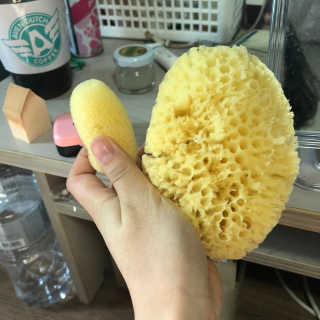 룰라러브 모공관리 끝 지중해산 천연해면 바디스펀지 — 3.33점을 준 리뷰어가 2018년 4월 올린 사용 사진