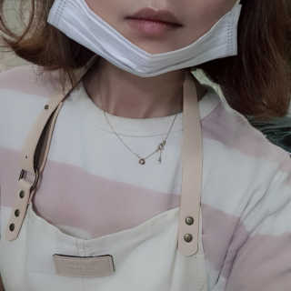 지고트 로맨틱 키스 립스틱 — 5점을 준 리뷰어가 2019년 7월 올린 사용 사진