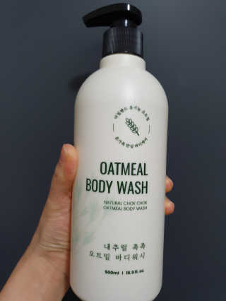 (주)에네스티 내추럴 촉촉  오트밀 바디워시 500ml — 5점을 준 리뷰어가 2019년 11월 올린 사용 사진