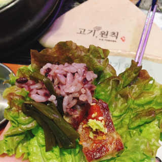 고기원칙 강서구청점 [고기원칙_강서구청점] 맛있는 삼겹살 2인set — 3.67점을 준 리뷰어가 2018년 11월 올린 사용 사진