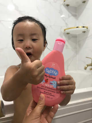 베블 탑투토우워시 바나나향 딸기향 랜덤 택1 — 5점을 준 리뷰어가 2019년 8월 올린 사용 사진