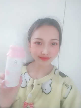 지나인스킨 밀크 버블 에센스 팩-플레인 — 5점을 준 리뷰어가 2019년 10월 올린 사용 사진
