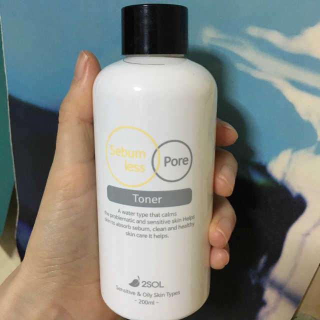 이솔 세범 리스 포어 토너 200ml 리뷰 사진