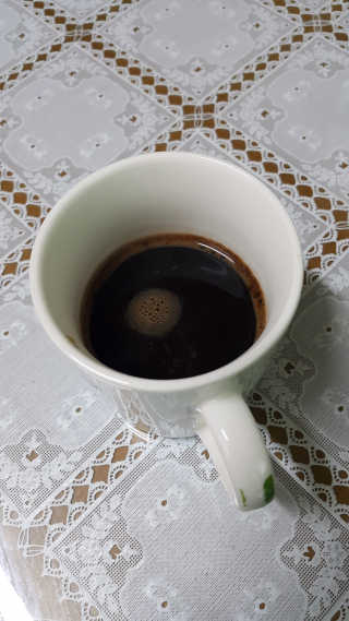 한국맥널티 아이브루 헤이즐넛향 100T — 4점을 준 리뷰어가 2019년 11월 올린 사용 사진