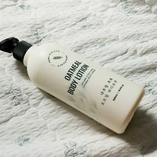 (주)에네스티 내추럴 촉촉  오트밀 바디로션 500ml — 5점을 준 리뷰어가 2019년 10월 올린 사용 사진