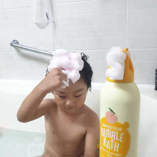 꼬모조이 탱글탱글 구름 콩순이 버블바스 — 5점을 준 리뷰어가 2019년 11월 올린 사용 사진