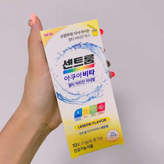 센트룸 아쿠아비타 레몬향, 딸기향 — 4점을 준 리뷰어가 2019년 8월 올린 사용 사진