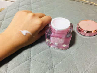 레디 아쿠아 글라스 코팅 크림 — 4.5점을 준 리뷰어가 2017년 11월 올린 사용 사진