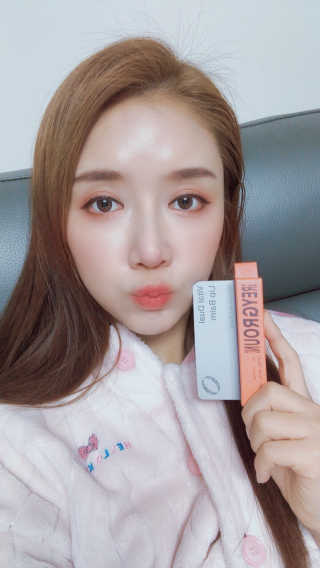 그레이그라운드 바이탈 듀얼 립밤 — 4점을 준 리뷰어가 2019년 12월 올린 사용 사진