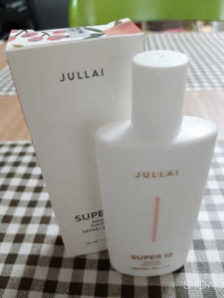 쥴라이Jullai 슈퍼 12 바운스 선 플루이드 SPF50+ PA++++ — 3점을 준 리뷰어가 2019년 7월 올린 사용 사진