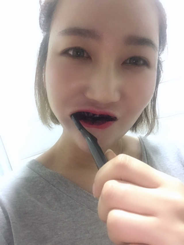 디블랙팩치약 디블랙칫솔 세트 리뷰 사진