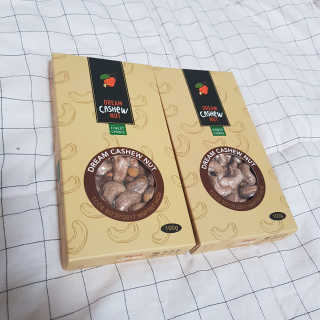 드림캐슈넛 50g X 6개 — 5점을 준 리뷰어가 2018년 10월 올린 사용 사진