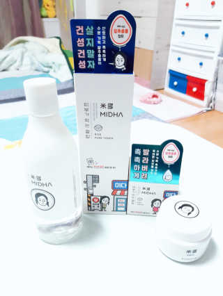 [미다] 쌀뜨물 세범 토너 + 쌀 크림 [지성,모든피부] — 5점을 준 리뷰어가 2019년 12월 올린 사용 사진
