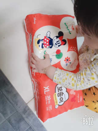 보솜이 베이비케어 팬티형 기저귀 — 5점을 준 리뷰어가 2019년 3월 올린 사용 사진