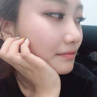 피카소 속눈썹 접착제 2종 + 아이미속눈썹 2종 — 5점을 준 리뷰어가 2019년 8월 올린 사용 사진
