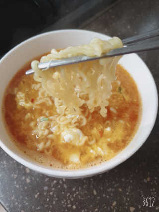 라면 그대로가 제일 맛있는 더엄마라면 — 5점을 준 리뷰어가 2019년 7월 올린 사용 사진