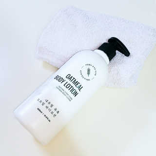 (주)에네스티 내추럴 촉촉  오트밀 바디로션 500ml — 4점을 준 리뷰어가 2019년 8월 올린 사용 사진