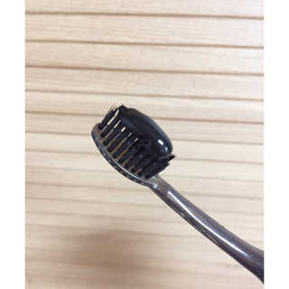 the naked object 디블랙팩치약 디블랙칫솔 세트 — 3.83점을 준 리뷰어가 2019년 3월 올린 사용 사진